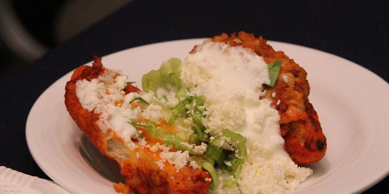 Pambazo de Papa y Chorizo: Sabor Tradicional y Valor Nutricional